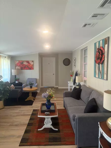 Coliving in Hyde Park JAX - Westside, Jacksonville