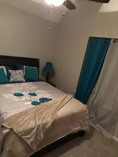 Coliving in Spring - Ne Houston, Houston