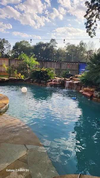 Coliving in Spring - Ne Houston, Houston