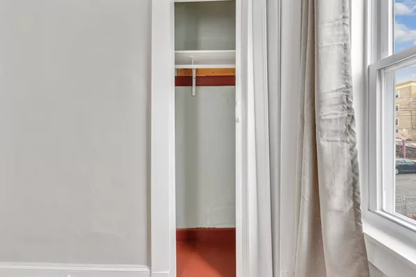 Coliving in Spring Hill - Somerville, Boston