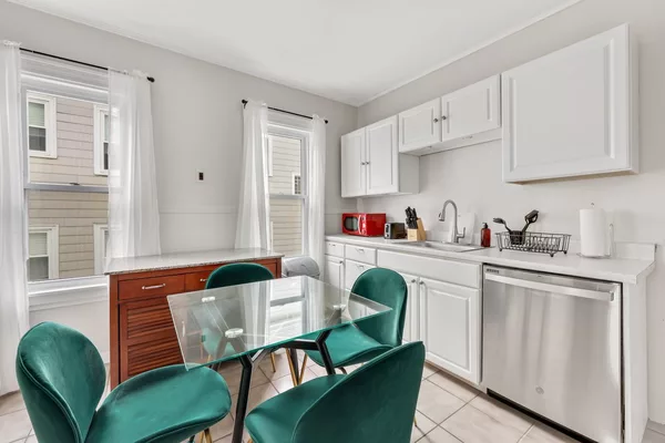 Coliving in Spring Hill - Somerville, Boston