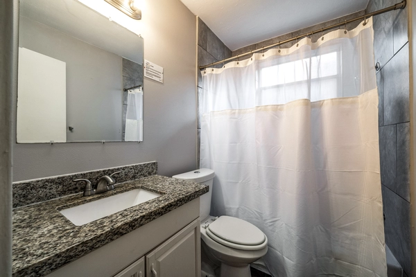 Coliving in Central Southwest - Sw Houston, Houston