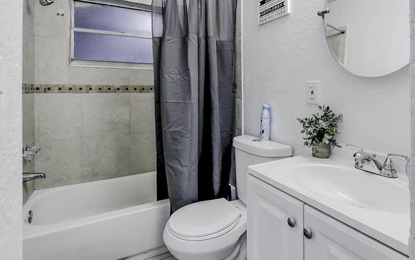 Coliving in Sulphur Springs - North Tampa, Tampa