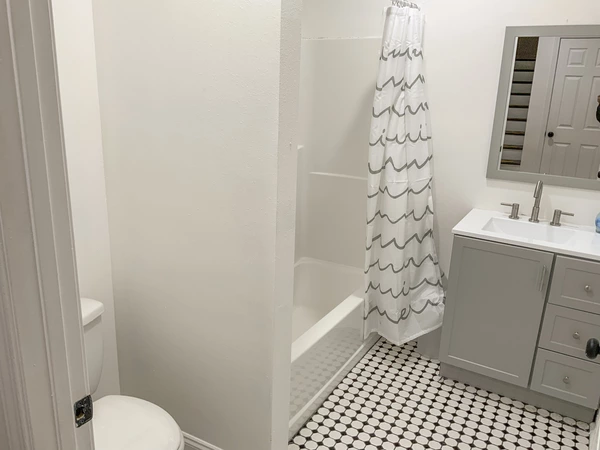 Coliving in Hollygrove - Uptown & Carrollton, New Orleans