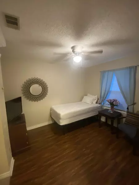 Coliving in East Arlington - Arlington, Dallas