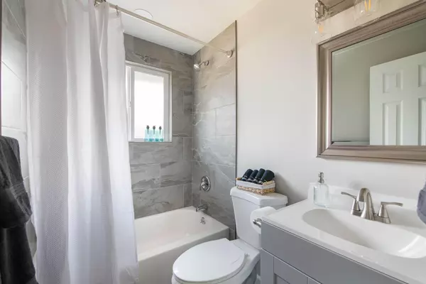 Coliving in Westminster - Outer Denver, Denver