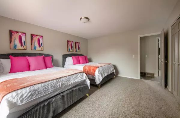 Coliving in Westminster - Outer Denver, Denver