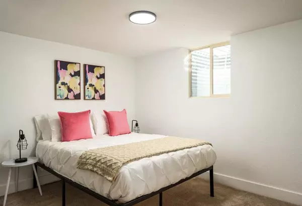 Coliving in Westminster - Outer Denver, Denver