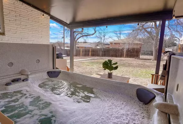 Coliving in Westminster - Outer Denver, Denver