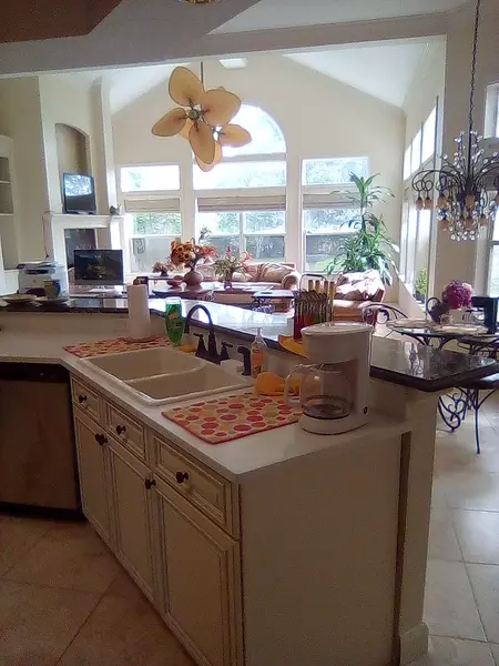 Coliving in Sans Pareil - Beaches, Jacksonville