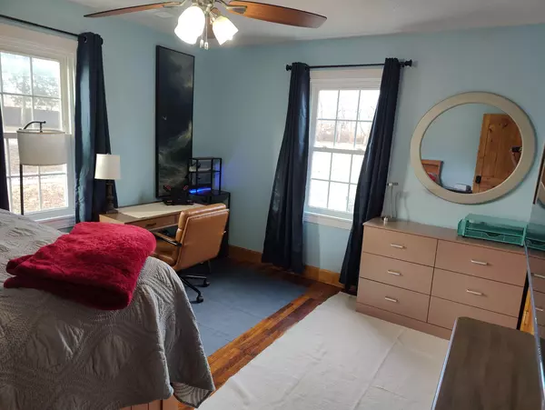 Coliving in Ruskin Heights - KCMO, Kansas City