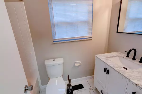 Coliving in I-69 / Fall Creek - NE Indy, Indianapolis