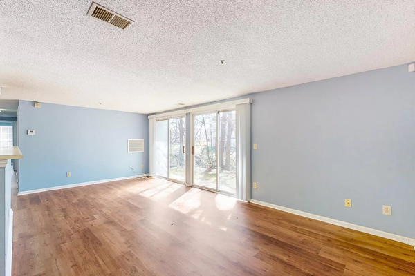 Coliving in College Downs - North Charlotte, Charlotte