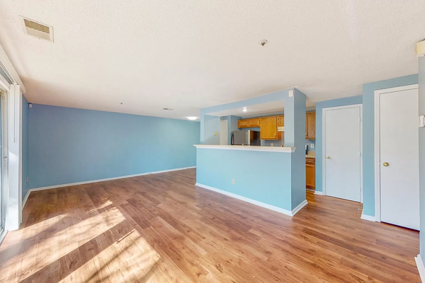 Coliving in College Downs - North Charlotte, Charlotte