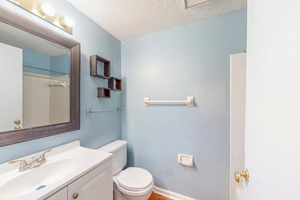 Coliving in College Downs - North Charlotte, Charlotte