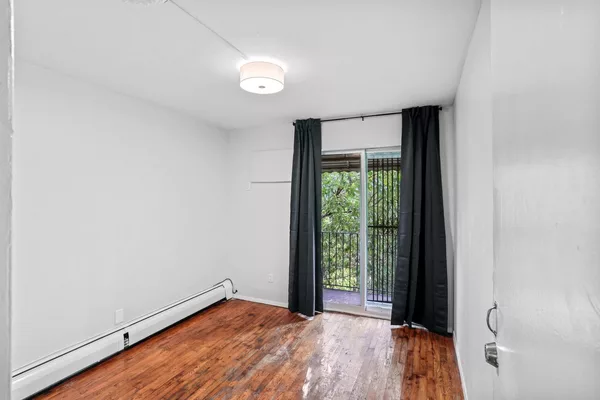 Coliving in Astoria - Queens, New York