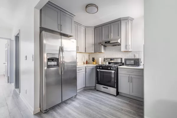 Coliving in Ditmas / Steinway - Queens, New York