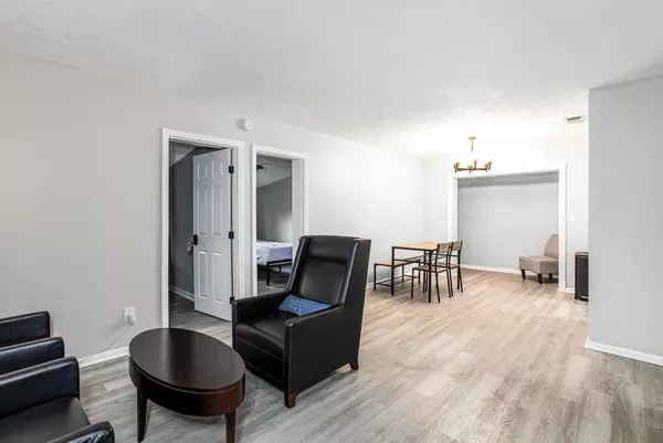 Coliving in Cedar Hills - Westside, Jacksonville