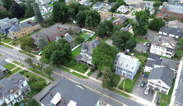 Coliving in Worcester - Metro Area, Boston