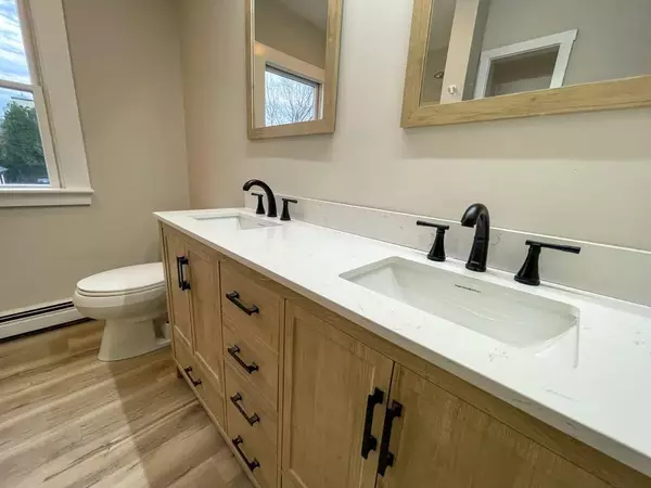 Coliving in Worcester - Metro Area, Boston