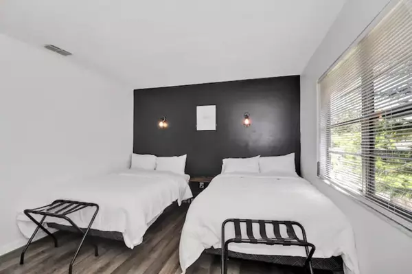 Coliving in Lealman - Clearwater-St. Petersburg, Tampa