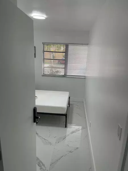 Coliving in Dania Beach - Broward County, Miami