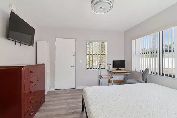 Coliving in Downtown St. Petersburg - Clearwater-St. Petersburg, Tampa