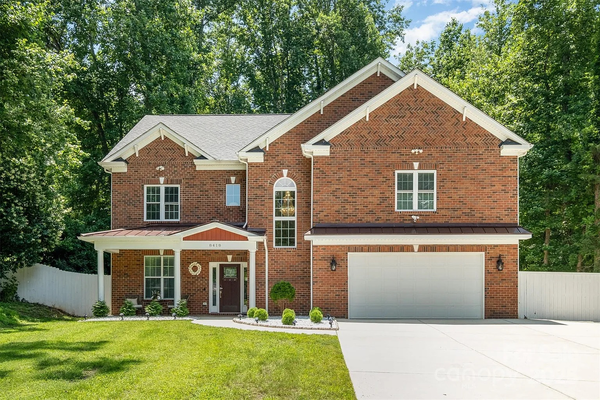 Coliving in College Downs - North Charlotte, Charlotte