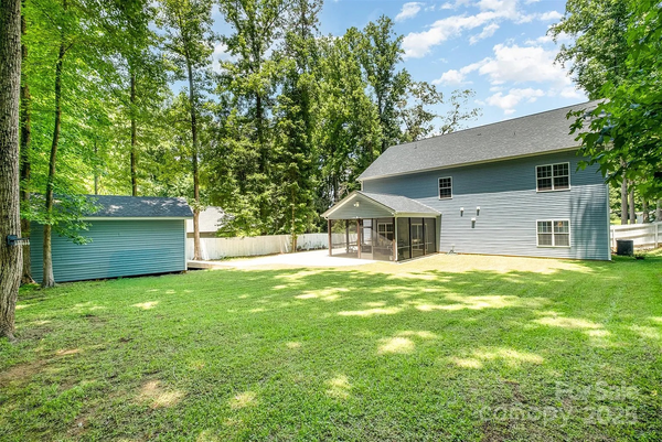 Coliving in College Downs - North Charlotte, Charlotte