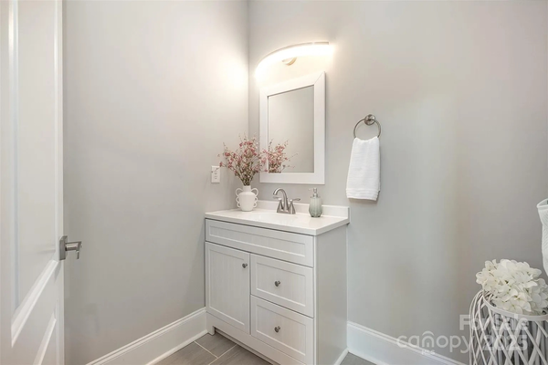 Coliving in College Downs - North Charlotte, Charlotte