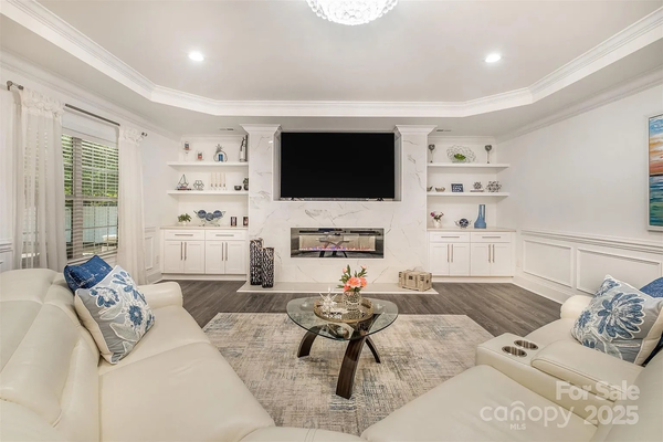 Coliving in College Downs - North Charlotte, Charlotte