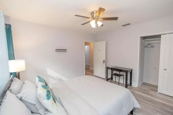Coliving in Sulphur Springs - North Tampa, Tampa