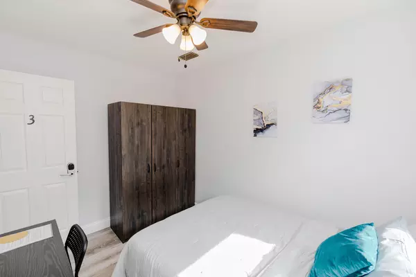 Coliving in Sulphur Springs - North Tampa, Tampa