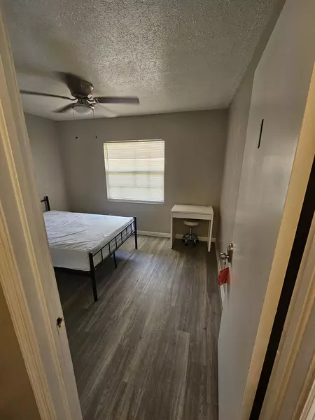 Coliving in Sulphur Springs - North Tampa, Tampa