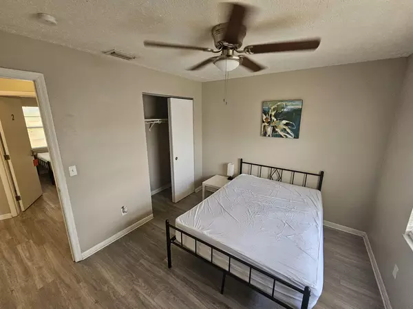 Coliving in Sulphur Springs - North Tampa, Tampa