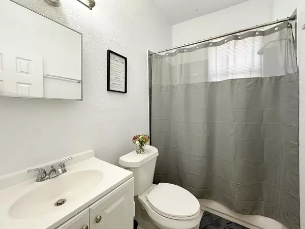 Coliving in Macfarlane Park - West Tampa, Tampa