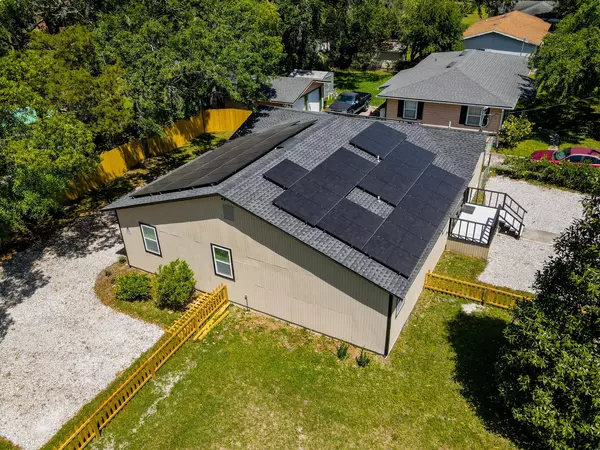 Coliving in College Park JAX - Northside, Jacksonville