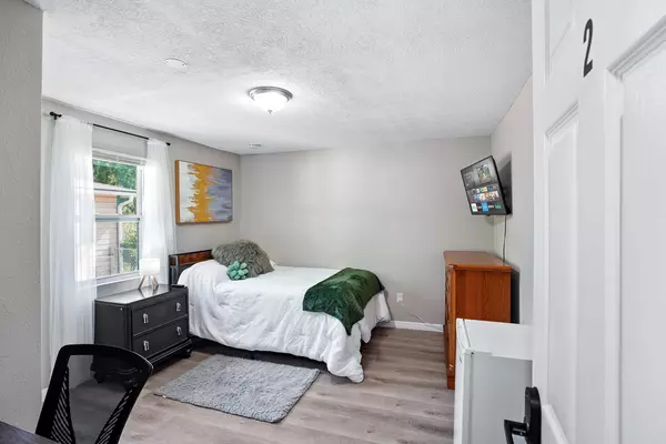Coliving in College Park JAX - Northside, Jacksonville