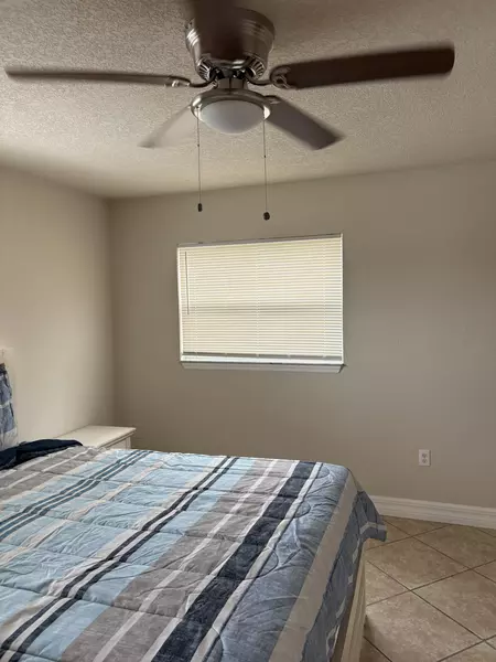 Coliving in Melbourne - Outer Orlando, Orlando