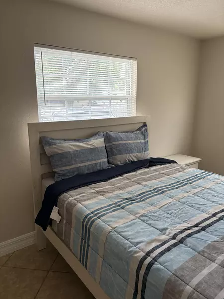 Coliving in Melbourne - Outer Orlando, Orlando