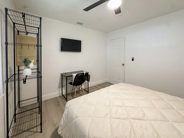 Coliving in Forest Hills Tampa - North Tampa, Tampa