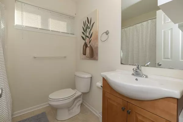 Coliving in Red Bridge - KCMO, Kansas City