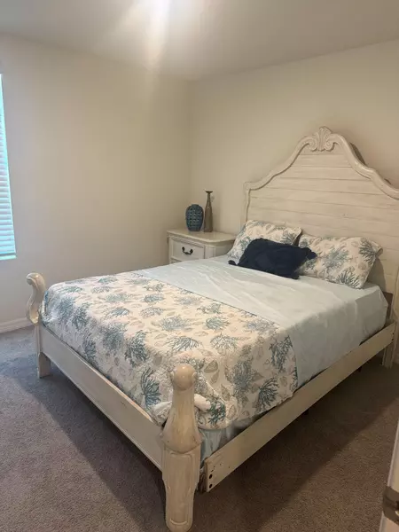 Coliving in Zephyrhills - North Tampa, Tampa