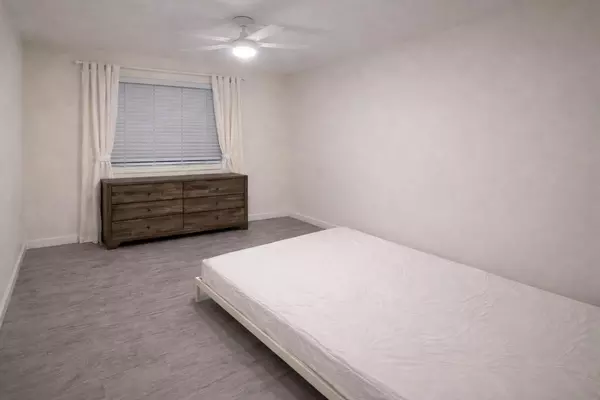 Coliving in Long Beach - The Harbor, Los Angeles