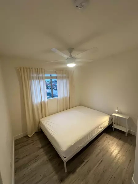 Coliving in Long Beach - The Harbor, Los Angeles