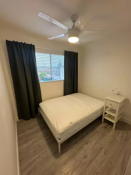 Coliving in Long Beach - The Harbor, Los Angeles