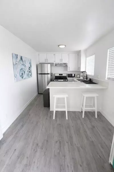 Coliving in Long Beach - The Harbor, Los Angeles