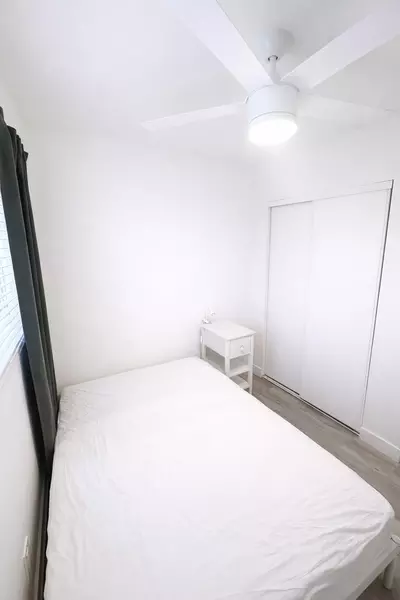 Coliving in Long Beach - The Harbor, Los Angeles