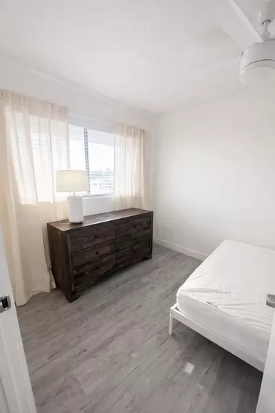 Coliving in Long Beach - The Harbor, Los Angeles