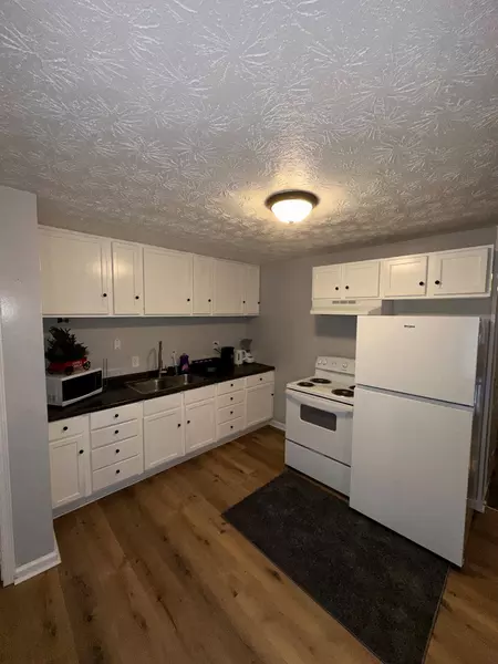 Coliving in Near Northwest / Riverside - Central Indy, Indianapolis
